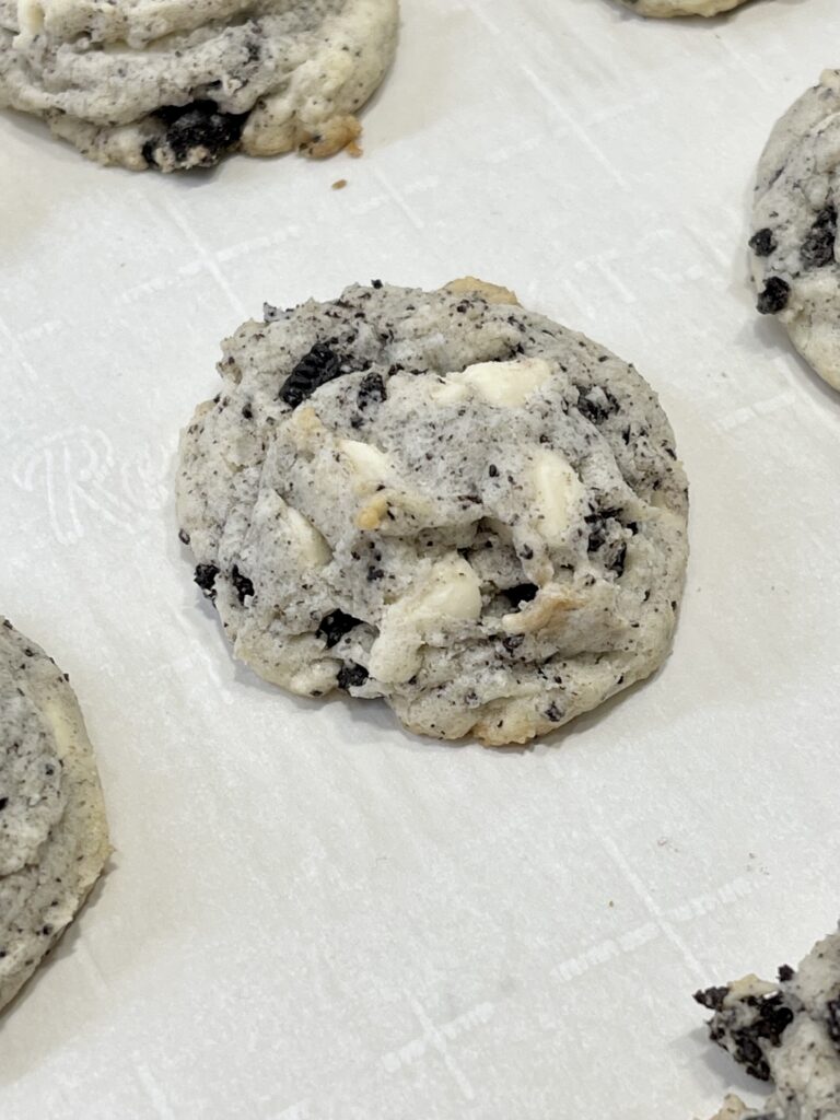 oreos and white chocolate chip cookies